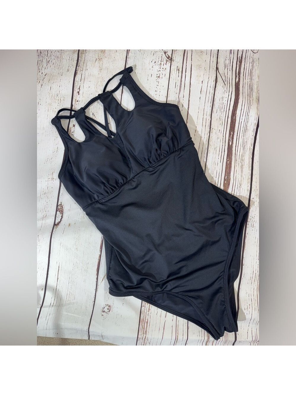 Cupshe Black Halter Ruched One-Piece Swimsuit Medium